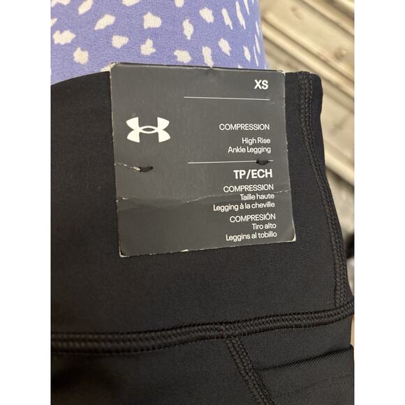 Under Armour Compression Black High Rose Ankle Leggings XS - Picture 7 of 9